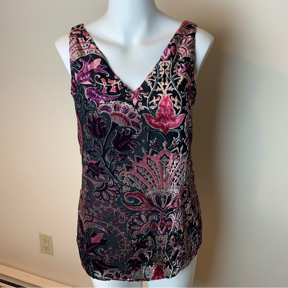 Ecru Women’s Velvet Floral V-Neck Blouse -XS - Picture 2 of 10